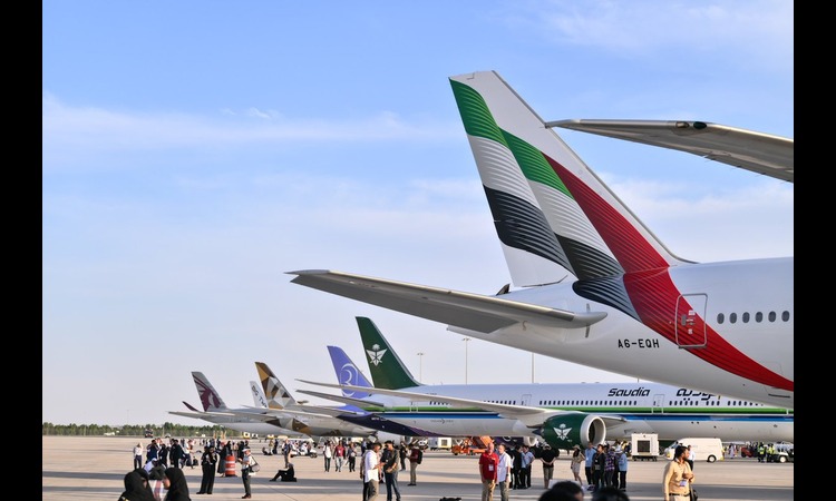 Which International Airlines Have Resumed Flights to Dubai and Abu Dhabi?